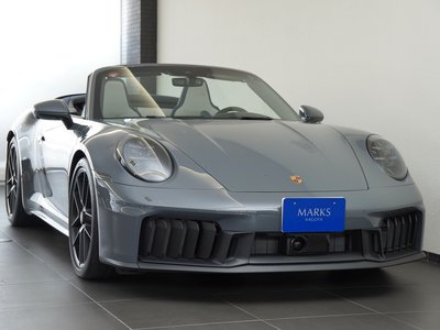 PORSCHE 911 CABRIOLET - 6