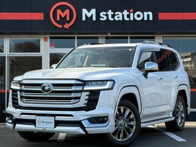 TOYOTA LAND CRUISER 300