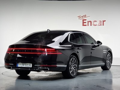 صورة 4 لـ 2023 Genesis G90 (RS4)