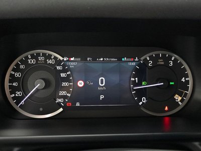 LAND ROVER DEFENDER - 8