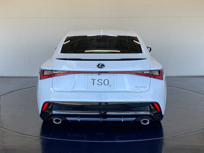 LEXUS IS - 4