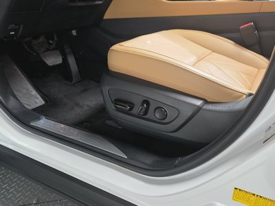 2025 Lexus NX 缩略图 17