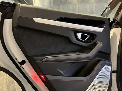 2019 Lamborghini URUS 缩略图 36