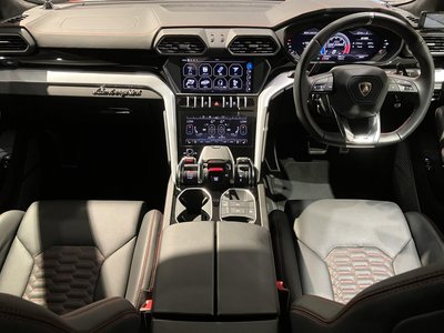 2019 Lamborghini URUS 缩略图 11
