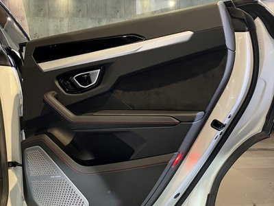2019 Lamborghini URUS 缩略图 37