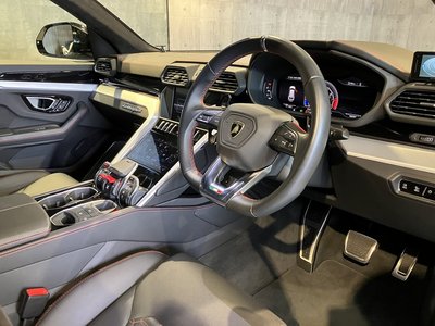 صورة 9 لـ 2019 Lamborghini URUS