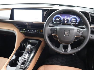 TOYOTA CROWN SPORT - 8