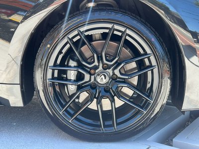 2022 Lexus IS — миниатюра 36