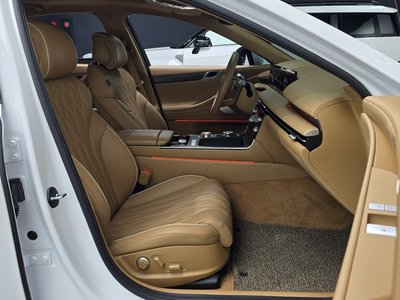 GENESIS G80 (RG3) - 10