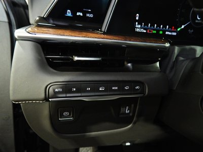 2022 Cadillac ESCALADE 缩略图 17