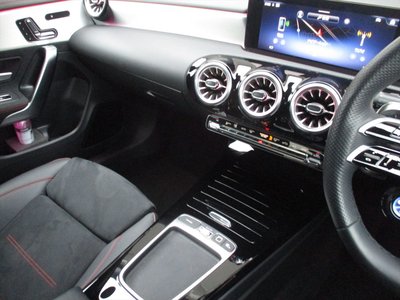صورة مصغرة 44 لـ 2025 Mercedes-BENZ CLA AMG