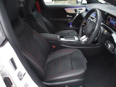 صورة مصغرة 11 لـ 2025 Mercedes-BENZ CLA AMG
