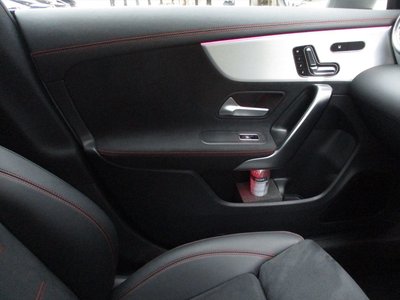 صورة مصغرة 51 لـ 2025 Mercedes-BENZ CLA AMG