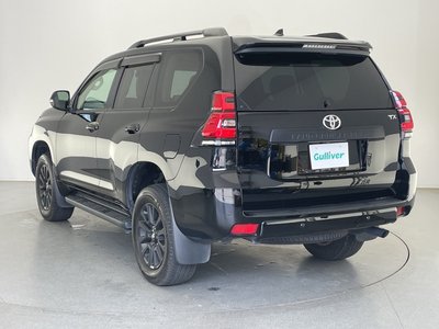 صورة 9 لـ 2023 Toyota LAND CRUISER PRADO