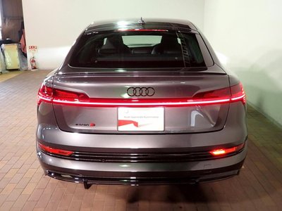 AUDI E-TRON S SPORTBACK - 6