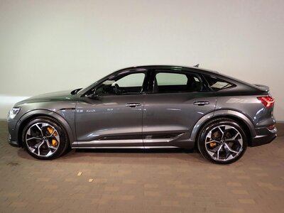 AUDI E-TRON S SPORTBACK - 4