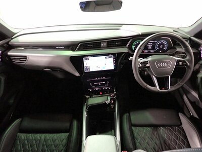 AUDI E-TRON S SPORTBACK - 7