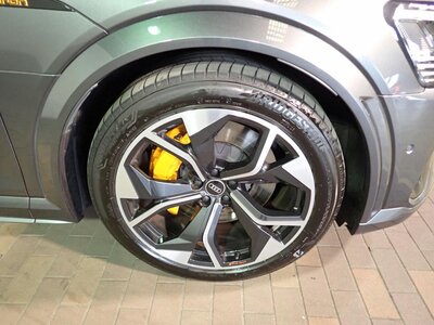 AUDI E-TRON S SPORTBACK - 8