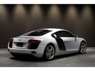AUDI R8 - 2