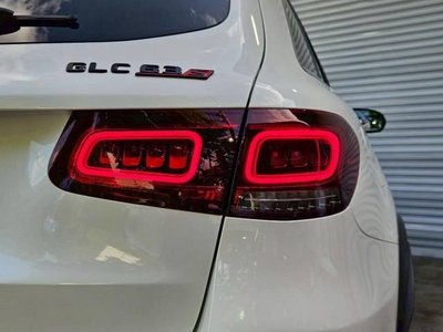MERCEDES-BENZ GLC - 4