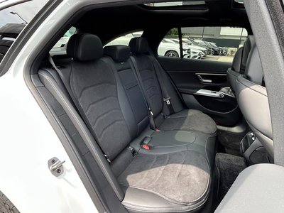 صورة مصغرة 17 لـ 2026 Mercedes-BENZ E-CLASS