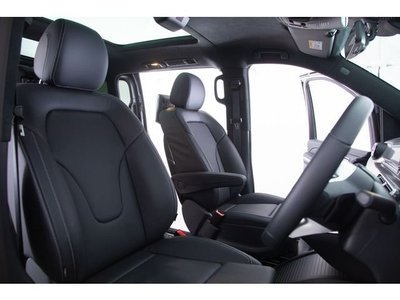 2025 Mercedes-BENZ V-CLASS — миниатюра 46
