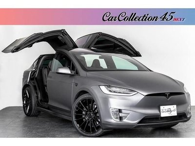 TESLA MODEL X - 1
