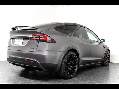 TESLA MODEL X - 7