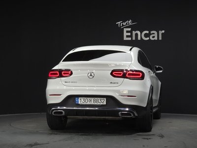 MERCEDES-BENZ GLC - 3