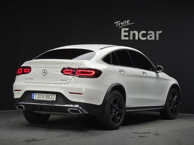 MERCEDES-BENZ GLC - 4