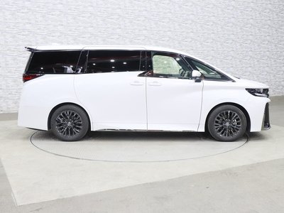 TOYOTA VELLFIRE - 9
