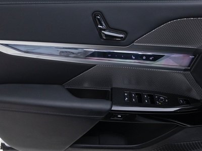 2025 BMW 7 SERIES — миниатюра 12