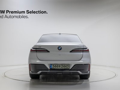 BMW 7 SERIES - 3