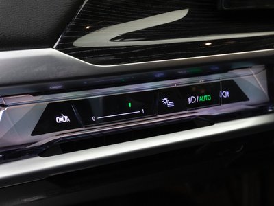 2025 BMW 7 SERIES — миниатюра 13