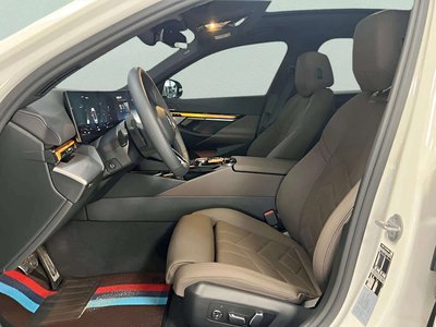 2025 BMW 5 SERIES 照片 10