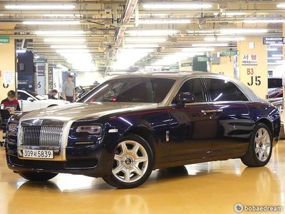 ROLLS-ROYCE GHOST - 1