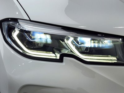 2020 BMW 3 SERIES 照片 9