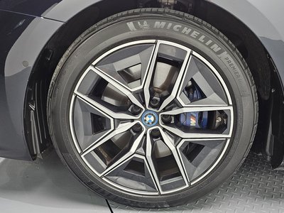 2024 BMW I5 photo 6