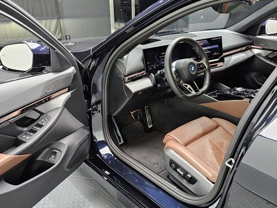 صورة مصغرة 13 لـ 2024 BMW I5