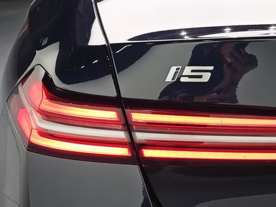 2024 BMW I5 photo 10