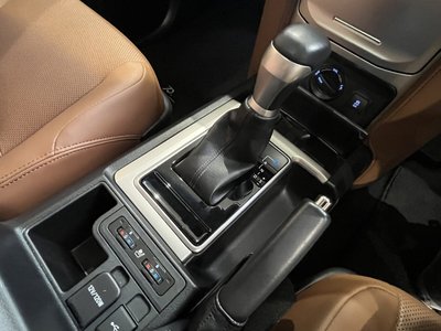 صورة مصغرة 12 لـ 2022 Toyota LAND CRUISER PRADO