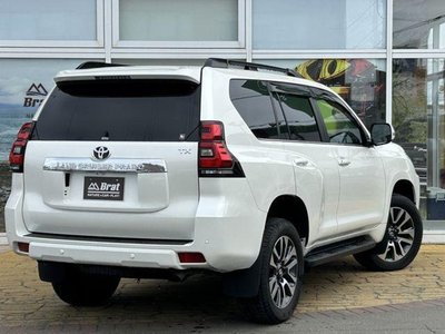 TOYOTA LAND CRUISER PRADO - 8