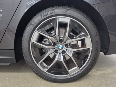 صورة 6 لـ 2025 BMW 5 SERIES