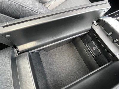 2025 Mercedes-BENZ C-CLASS — миниатюра 18