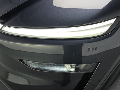 TESLA MODEL Y - 9