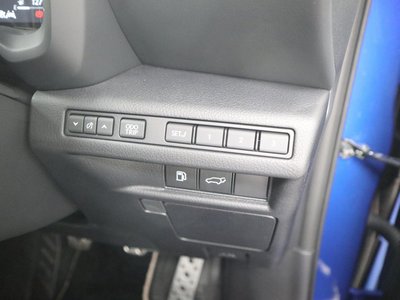 2025 Lexus LBX 缩略图 40