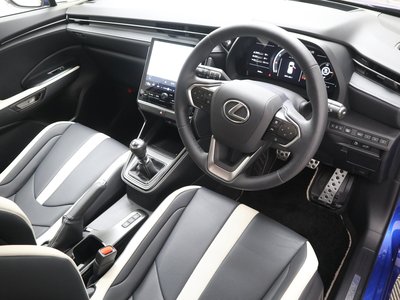 2025 Lexus LBX 缩略图 28