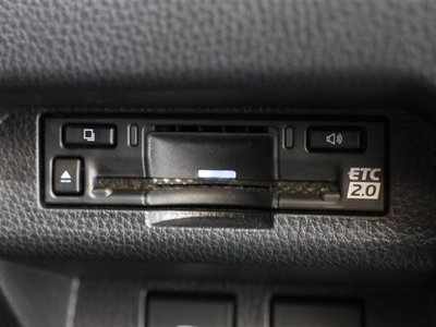 TOYOTA CROWN ESTATE - 9