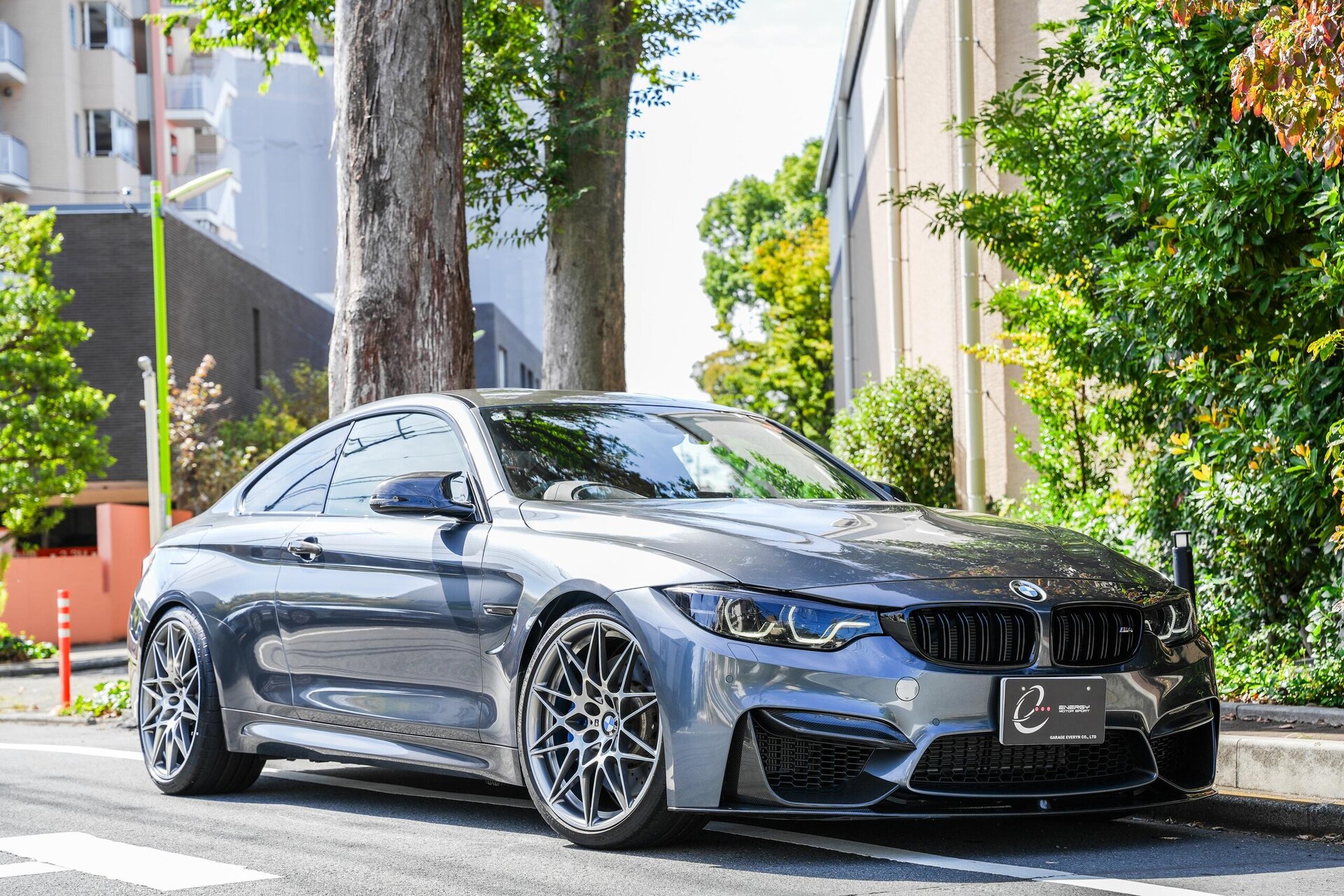 BMW M4 COUPE - View 1