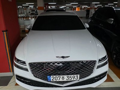 GENESIS G80 (RG3) - 1